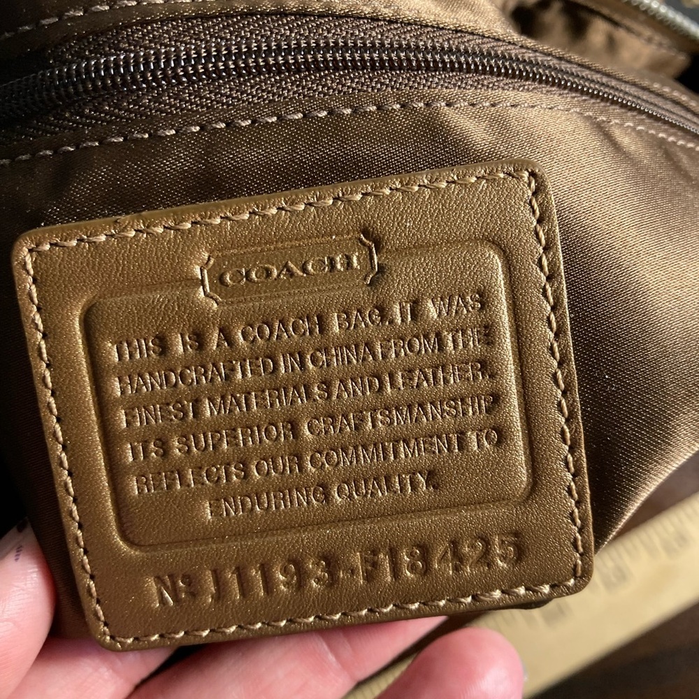 COACH ASHLEY SHOULDERBAG TOTE LOGO EMBOSSED F18425 - Picture 3 of 6
